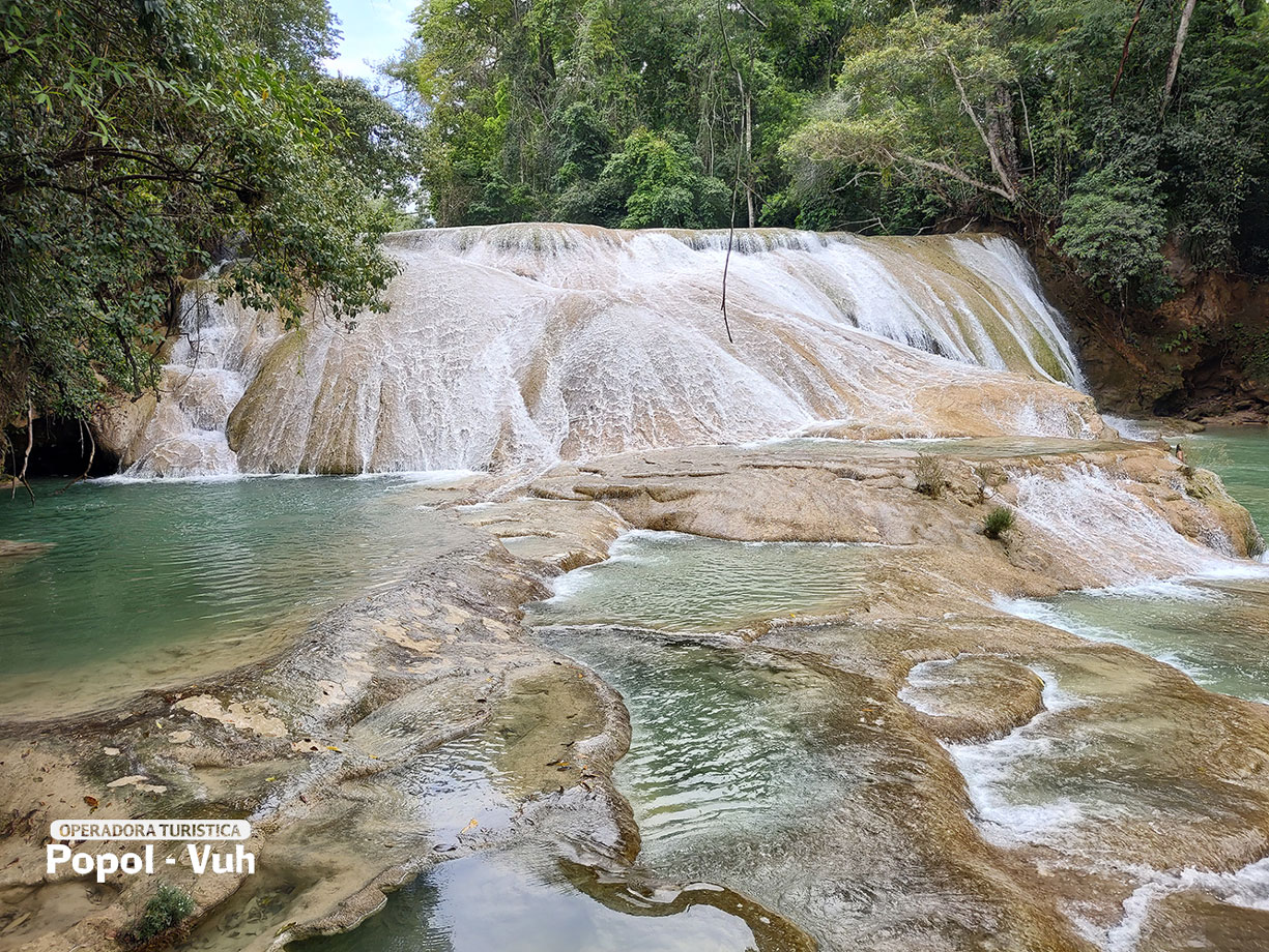 CASCADAS ROBERTO BARRIOS