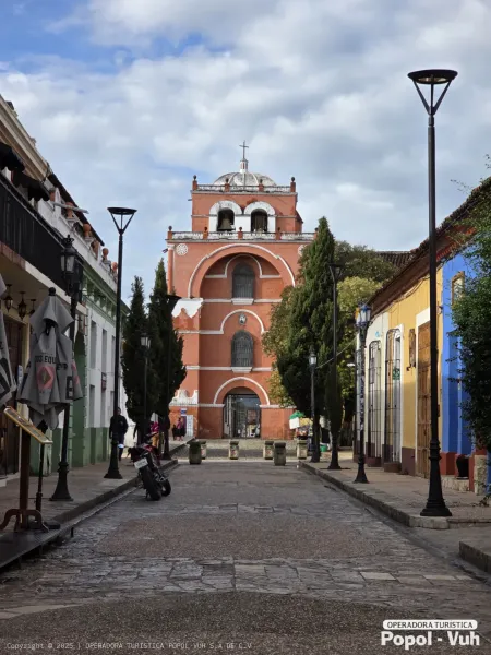 Iglesia del Carmen San Cristóbal Iglesia del Carmen San Cristóbal